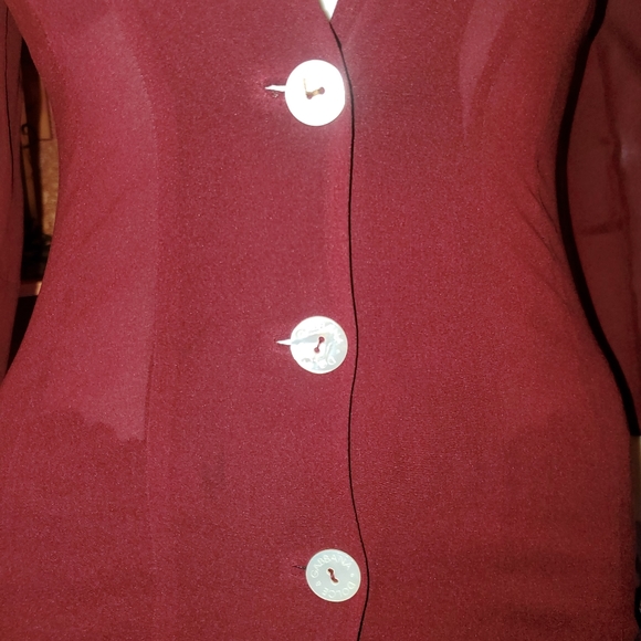 🖤EUC VNTG Burgundy Cover up by Dolce & Gabbana🖤 - Picture 17 of 17